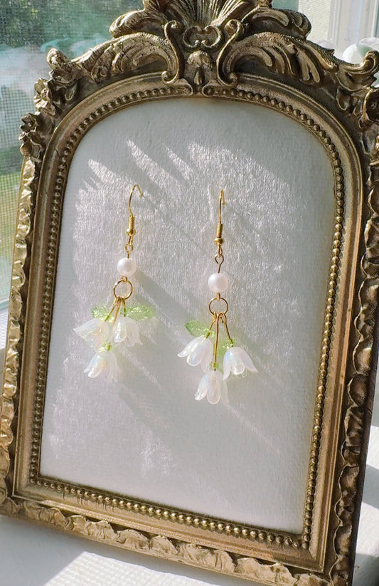 Lily Earrings